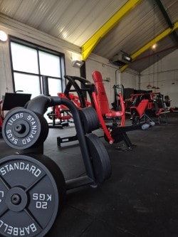 Bench press and weight plates